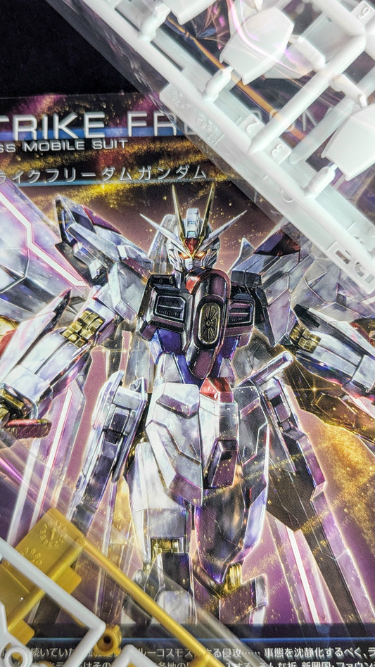 HG Mighty Strike Freedom Gundam