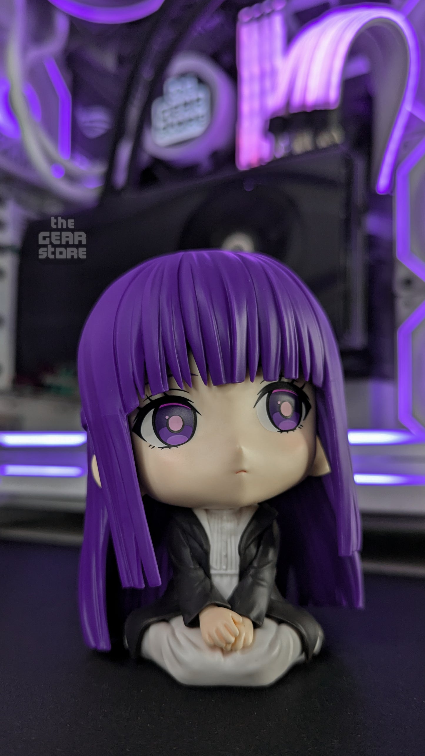 Fern - Banpresto Sitting Figure alternate product view 6