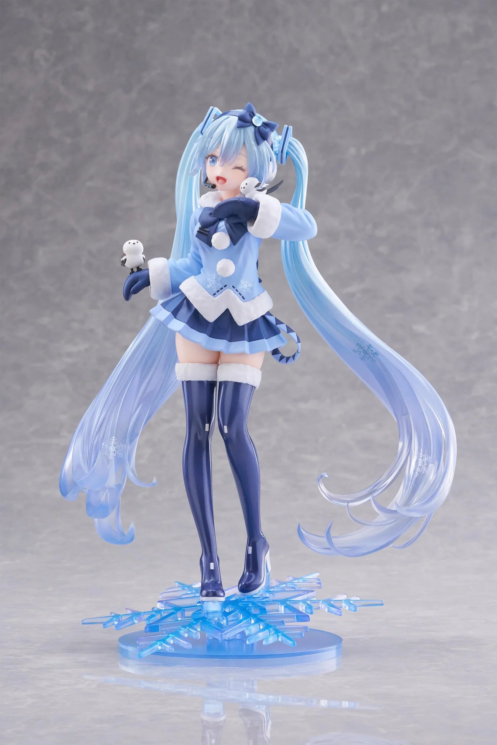 "Character Vocal Series 01 Hatsune Miku" AMP+ SNOW MIKU ALL STARS Figure 2012 Ver.