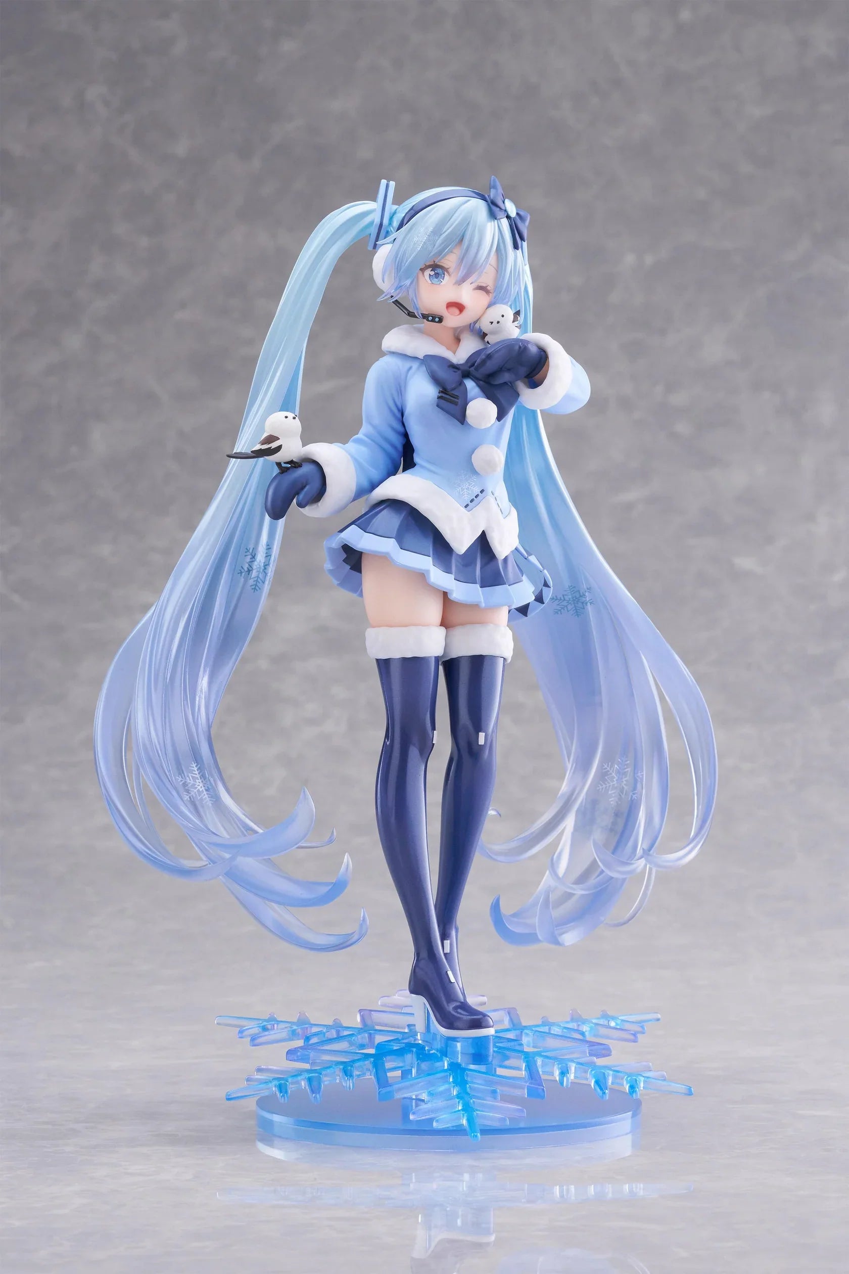"Character Vocal Series 01 Hatsune Miku" AMP+ SNOW MIKU ALL STARS Figure 2012 Ver.