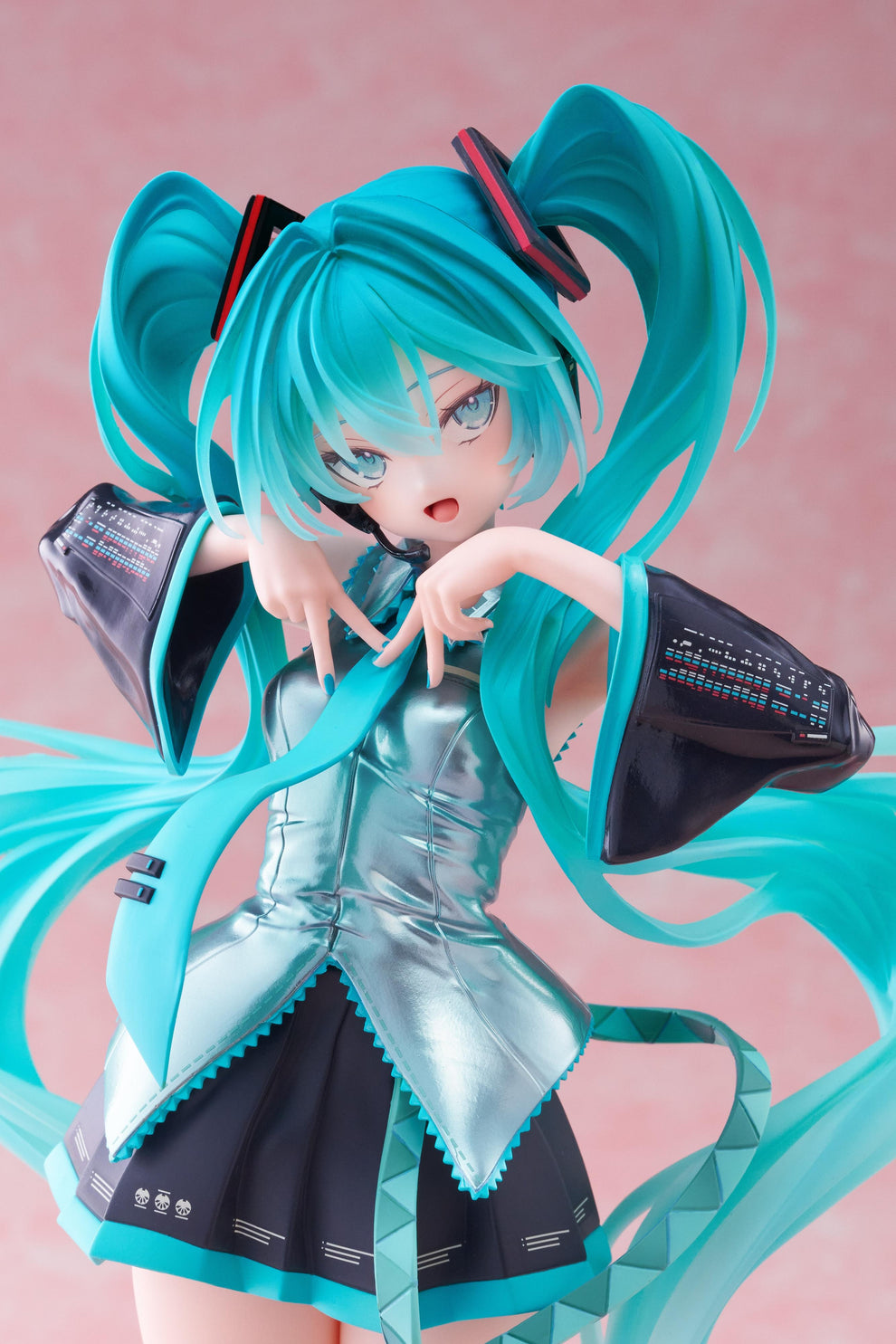 Hatsune Miku T-most Figure