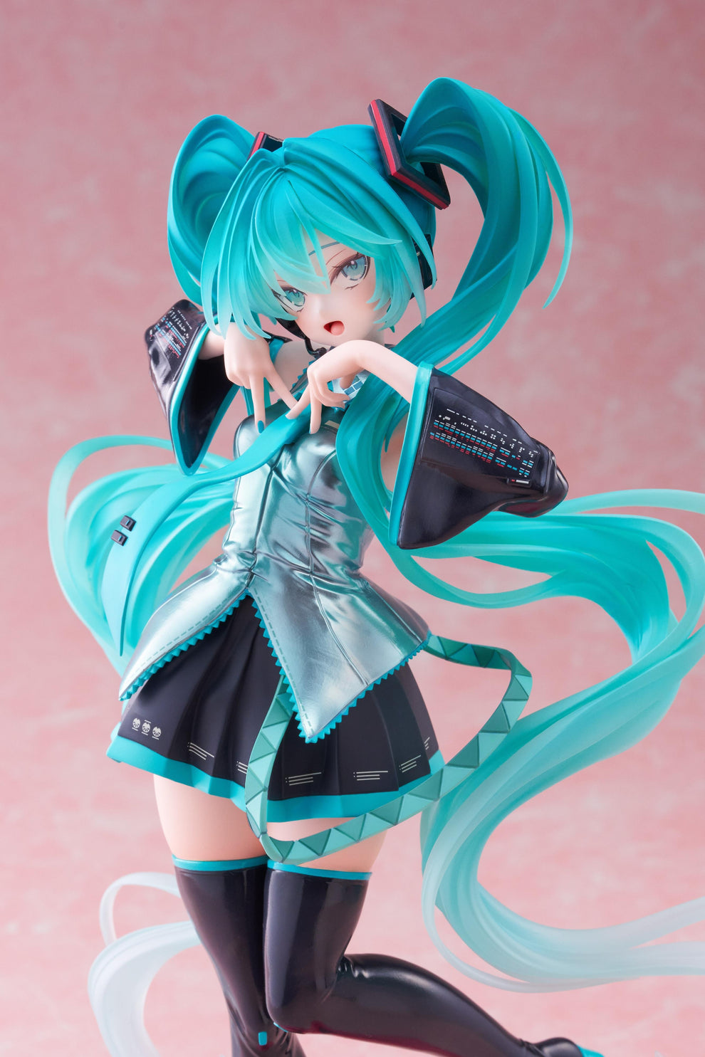 Hatsune Miku T-most Figure