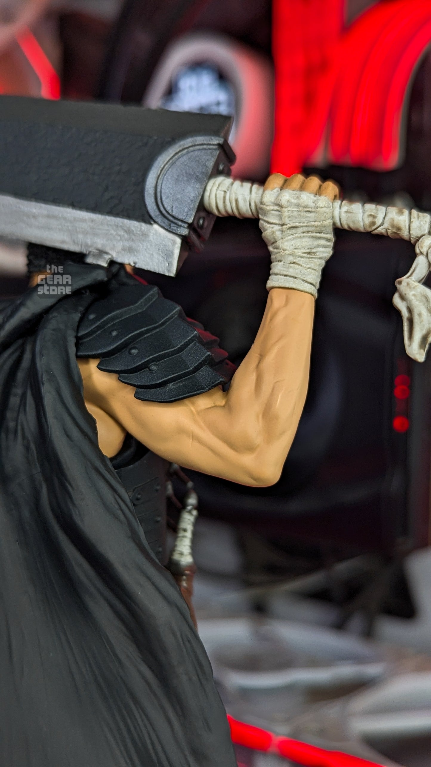 Pop Up Parade Guts (Black Swordsman) L Size (Berserk) alternate product view 25