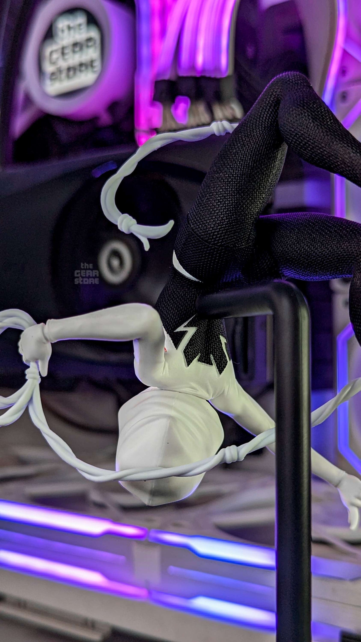 Spider Gwen - Marvel Act/Cut alternate product view 5