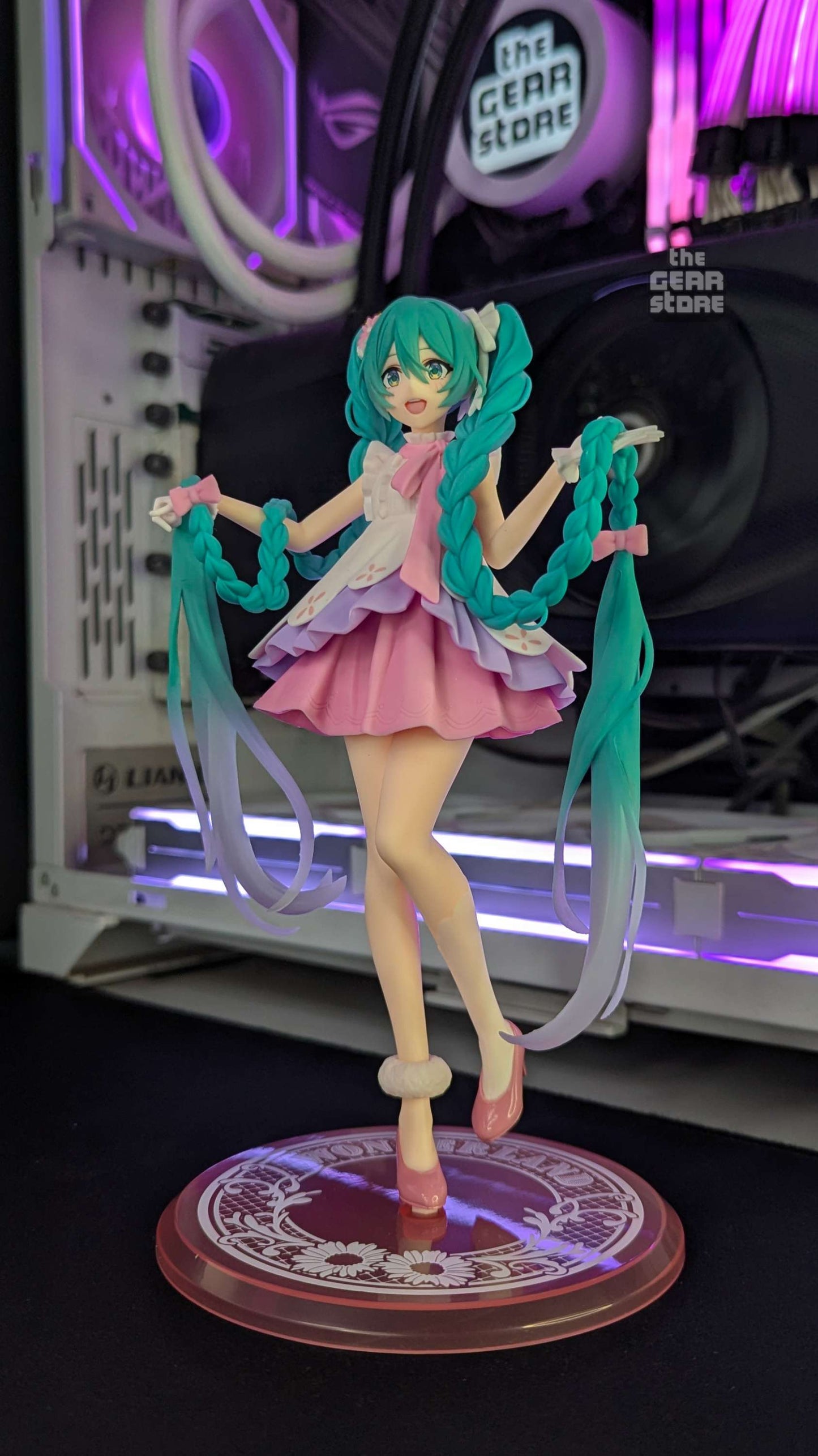 Hatsune Miku - Wonderland Rapunzel Ver. alternate product view 2