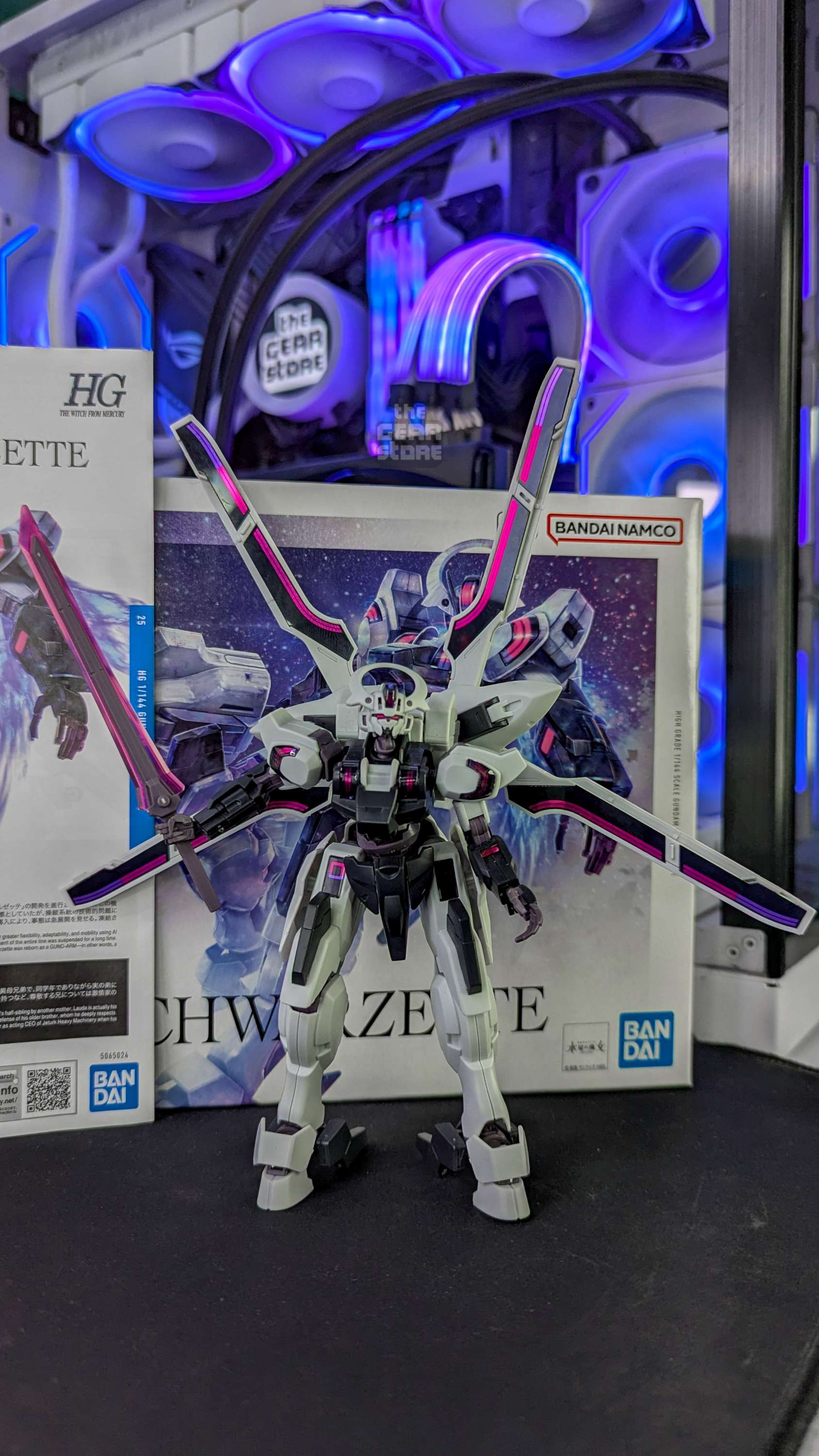HG Gundam Schwarzette alternate product view 3