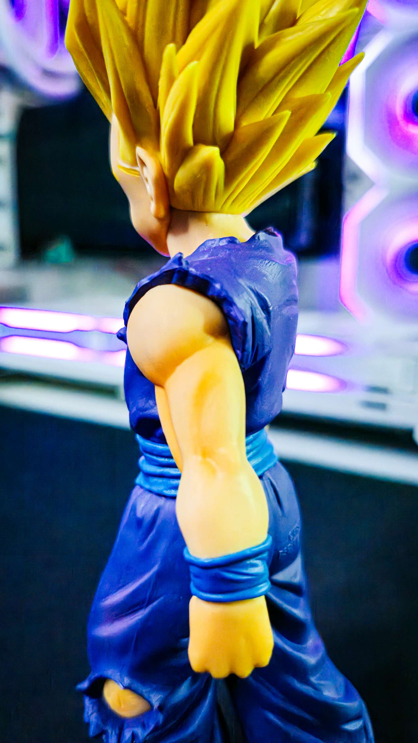 Gohan SSJ2 - Solid Edge Works alternate product view 6