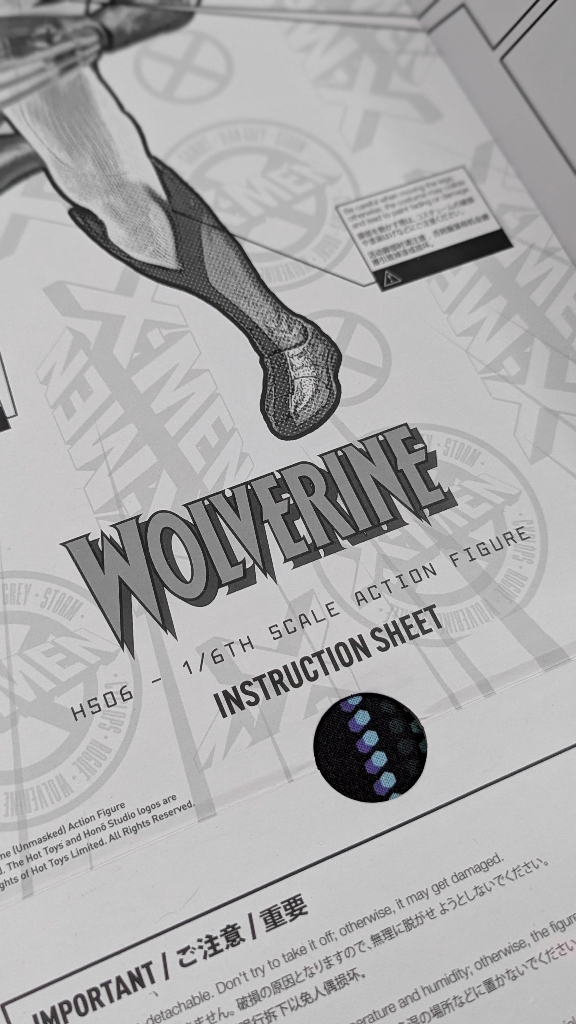 Wolverine (Unmasked) 1/6 Hono Studio - Hot Toys alternate product view 43