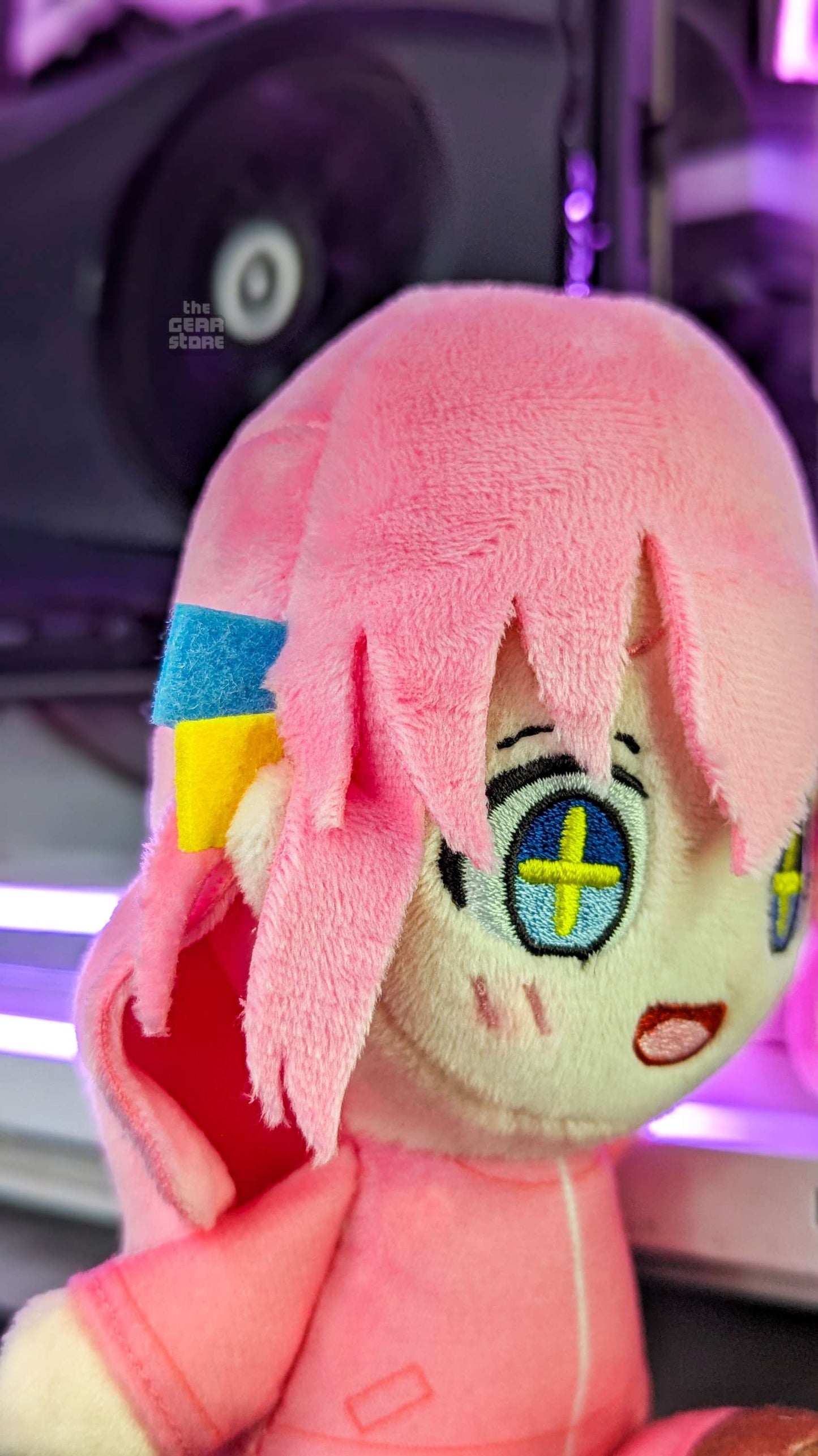Plushie Hitori Gotoh: Sparkly-Eyed Ver. With Ripe Mango Box Carrying Case alternate product view 4