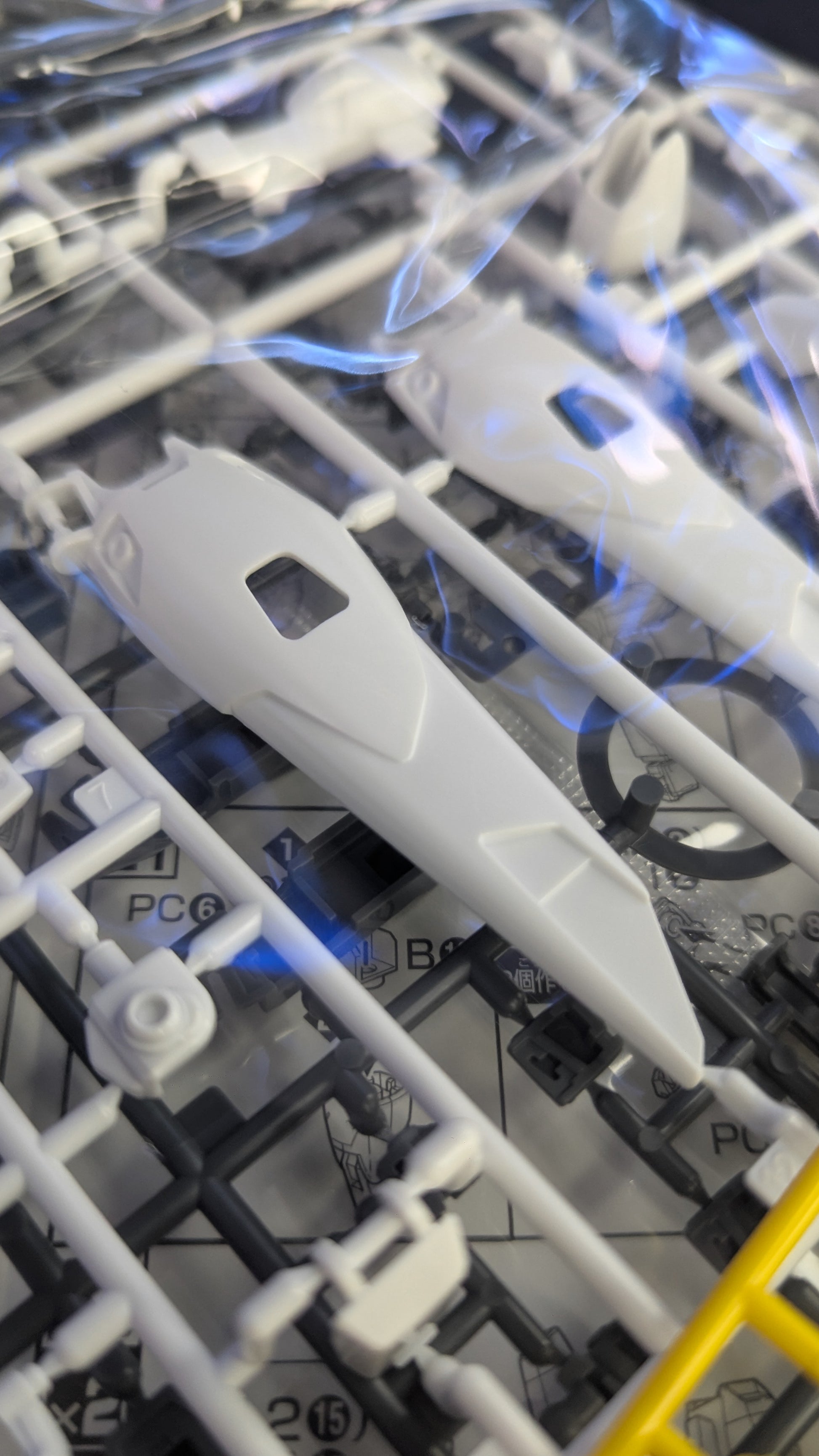 HGAC Wing Gundam Zero alternate product view 5