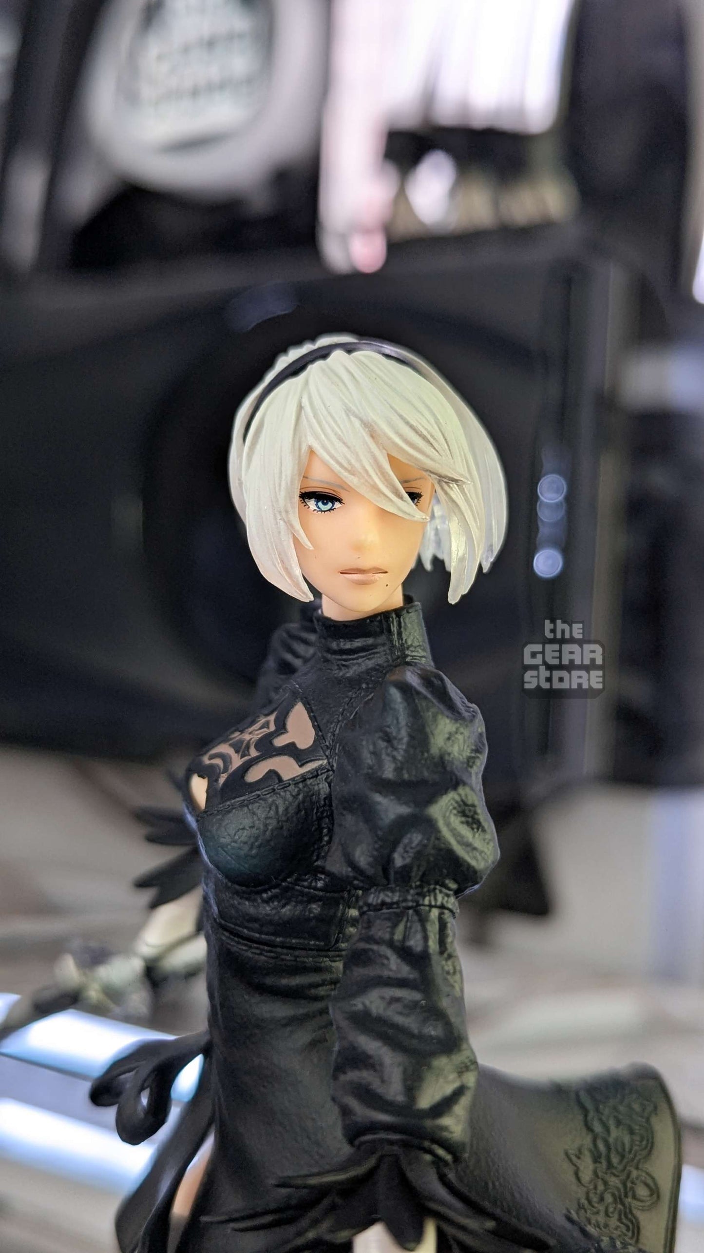 2B - Form-ism (Goggles off)