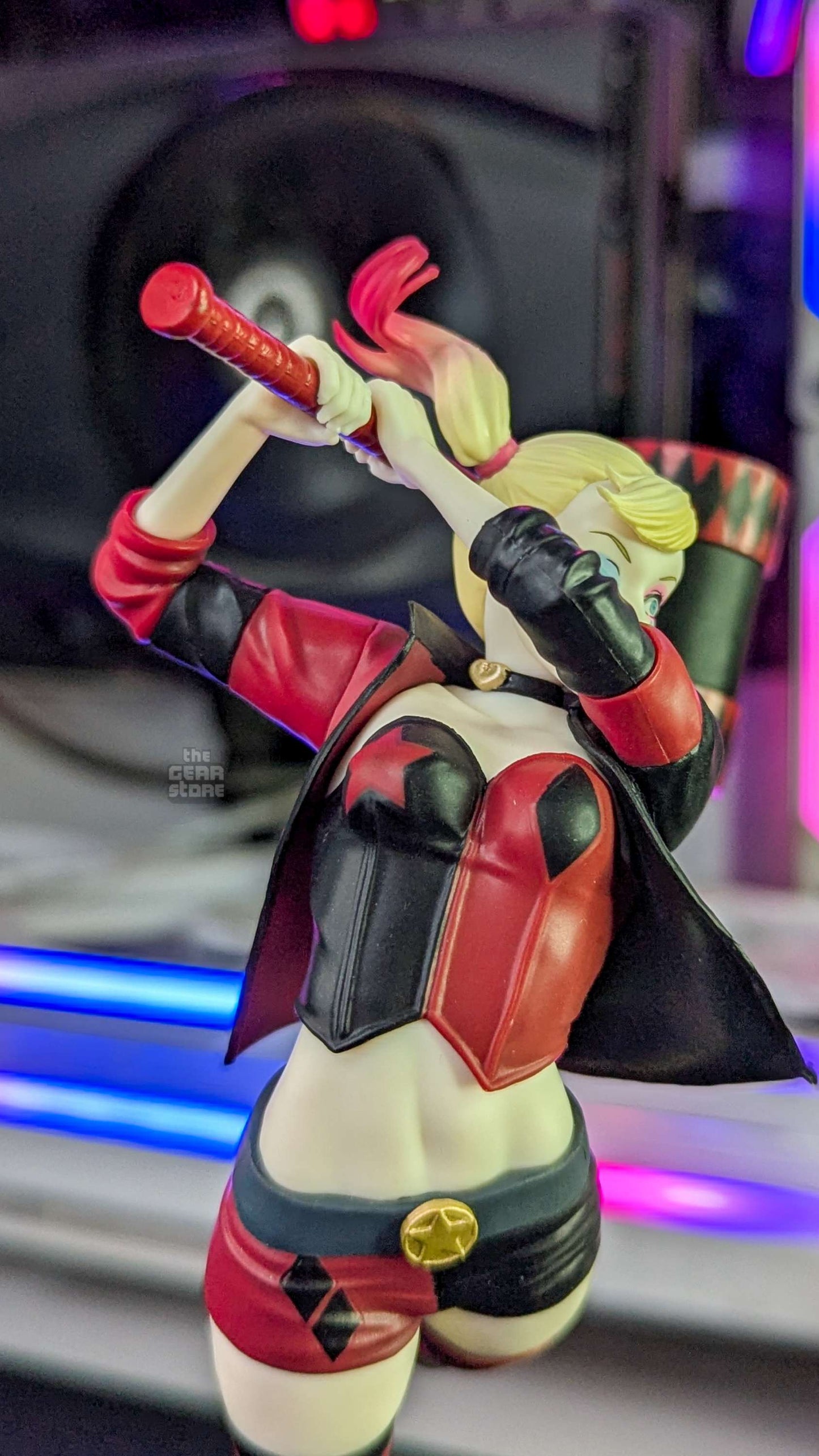 Harley Quinn - DC ACT/CUT alternate product view 4