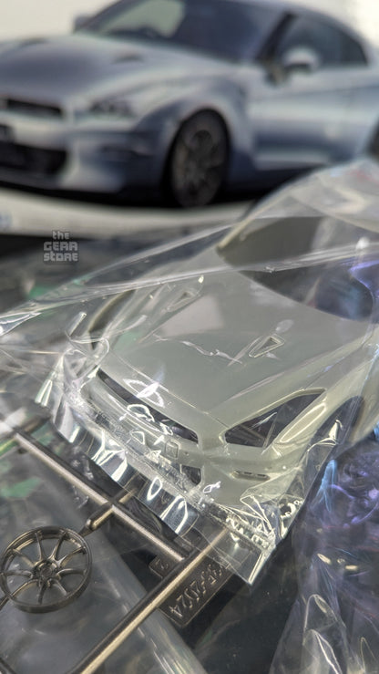 Nissan R35 GT-R 2024 (Ultimate Metal Silver) - Aoshima alternate product view 4